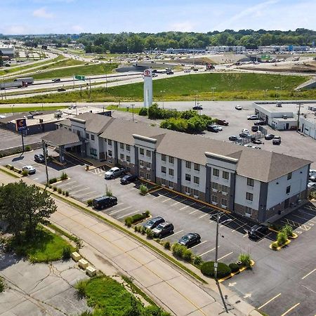 Comfort Inn & Suites St Louis-Hazelwood Exteriör bild
