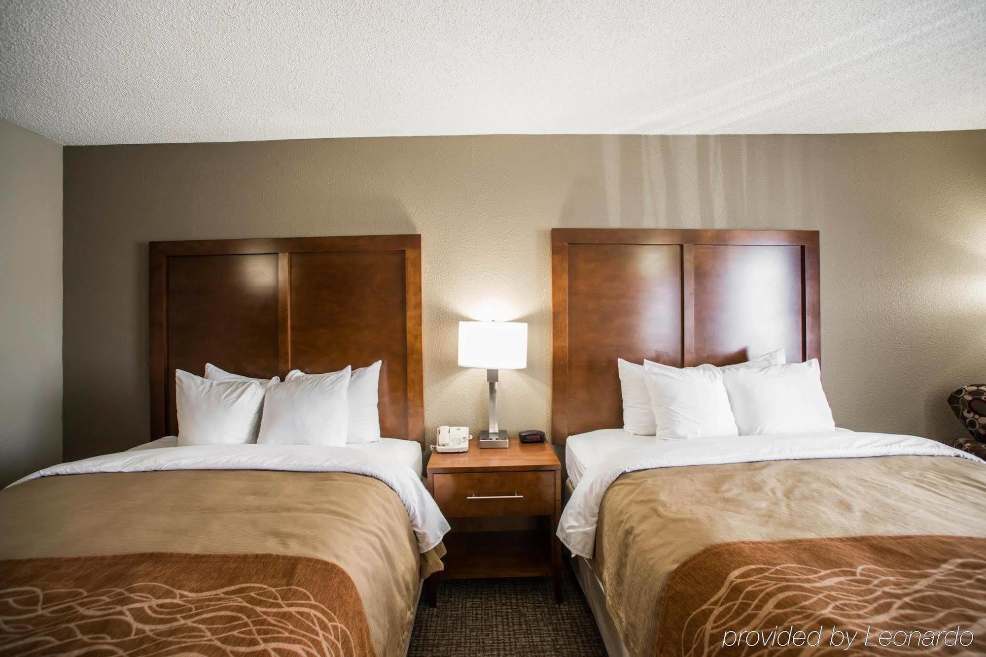 Comfort Inn & Suites St Louis-Hazelwood Exteriör bild